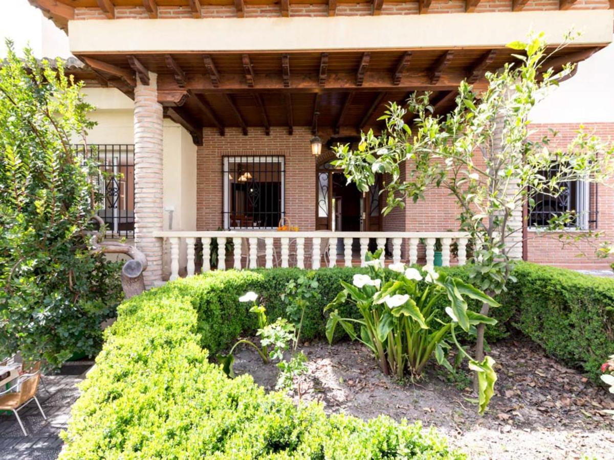 Casa Rosa Del Romeral Niguelas